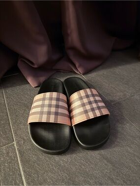 Burberry Pink Plaid Slide Sandals